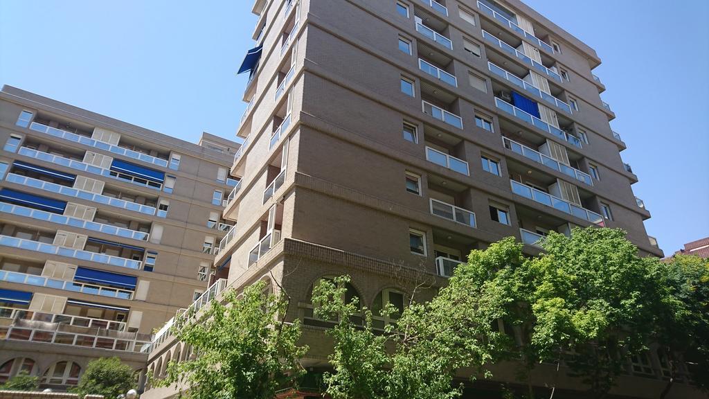 Fabiola Zentro Apartment Zaragoza Ngoại thất bức ảnh