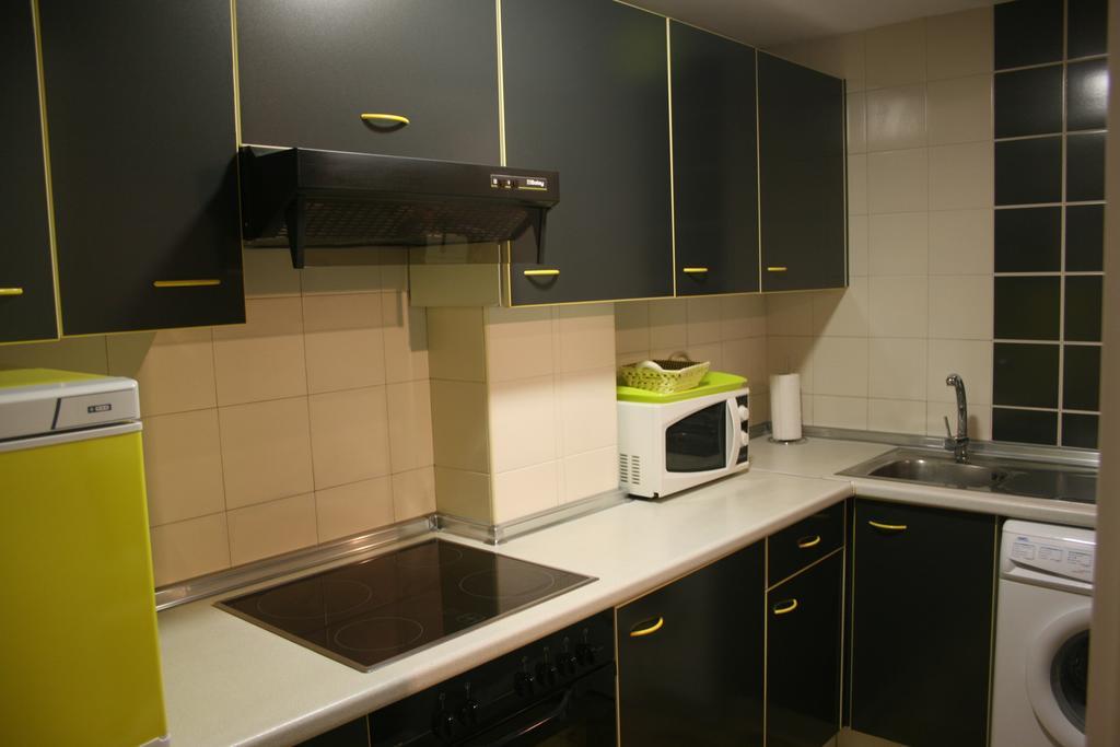 Fabiola Zentro Apartment Zaragoza Ngoại thất bức ảnh