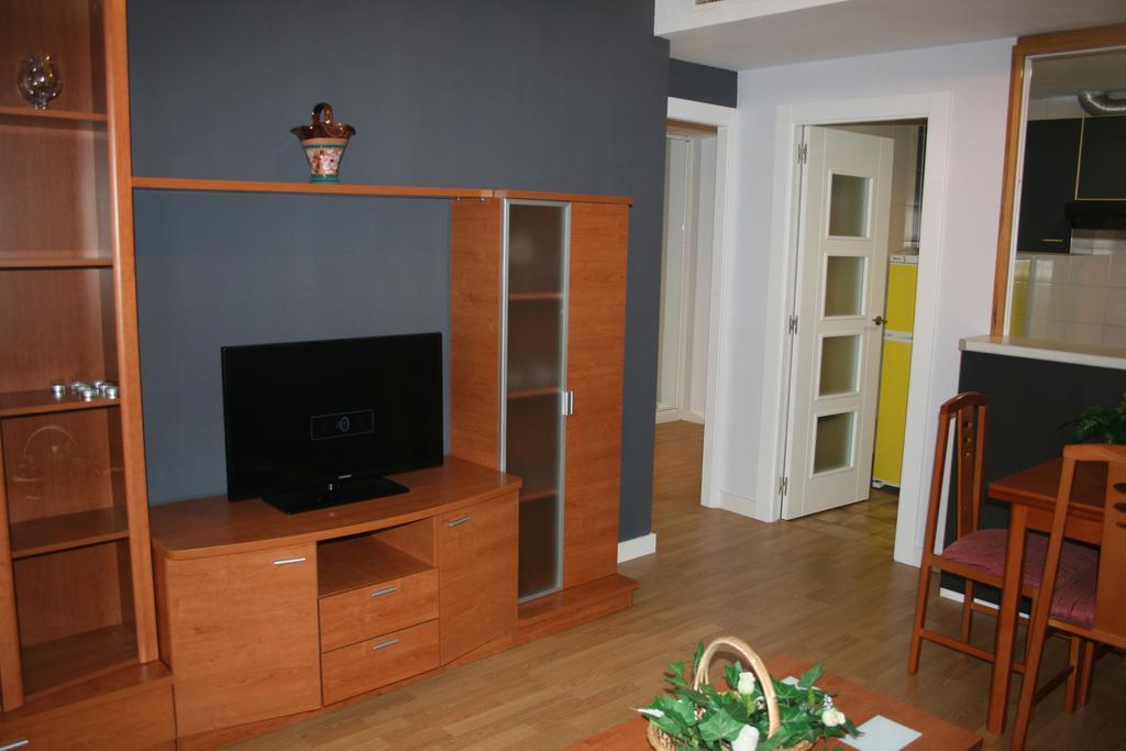 Fabiola Zentro Apartment Zaragoza Ngoại thất bức ảnh