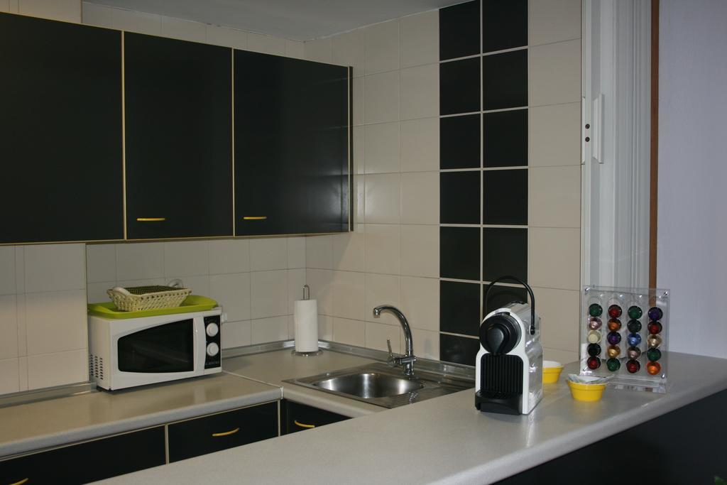 Fabiola Zentro Apartment Zaragoza Ngoại thất bức ảnh